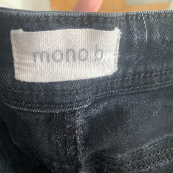 DISTRESSED LOW WAISTED BLACK JEANS - Picture 5 of 7